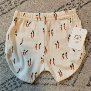 Fin & Vince “carrot” print track shorts